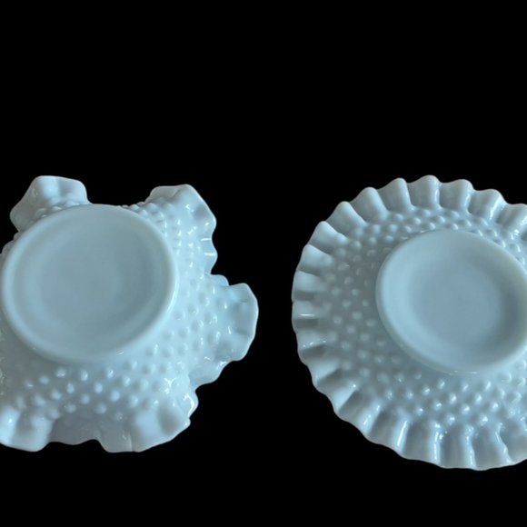 Vtg FENTON White Milk Glass Hobnail Ruffled Bowl & Saucer - Picture 3 of 5
